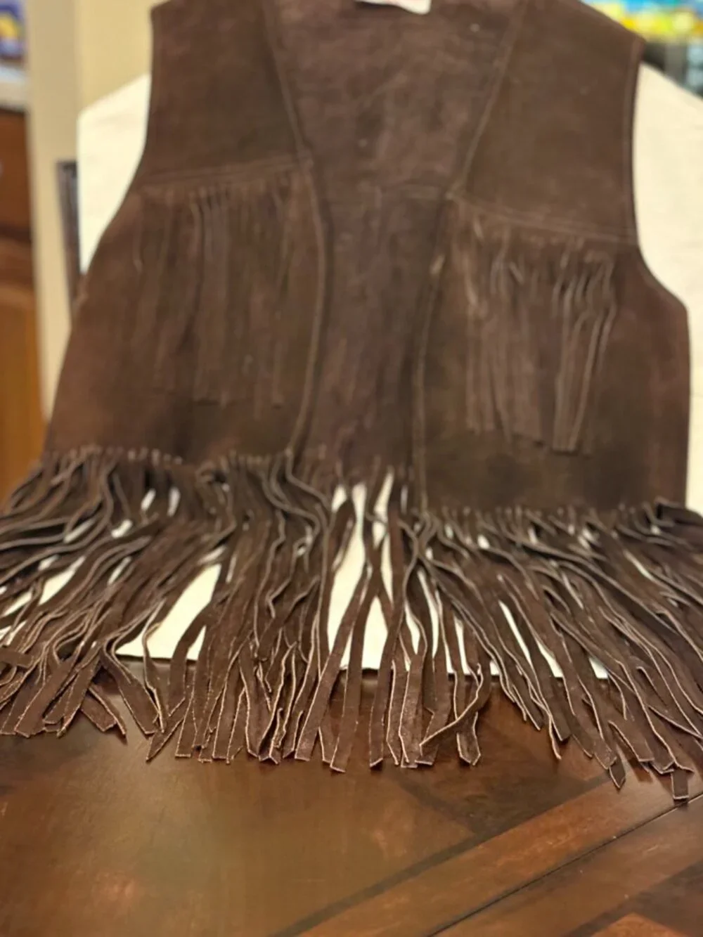 VINTAGE TEPEE TOWN NY FRINGE VEST - Picture 10 of 10